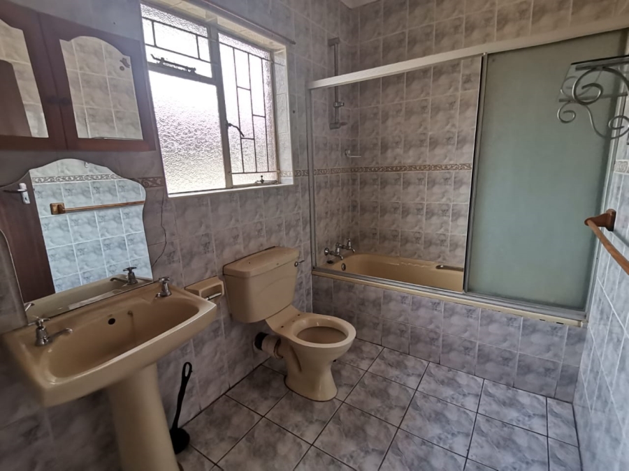 4 Bedroom Property for Sale in Miederpark North West